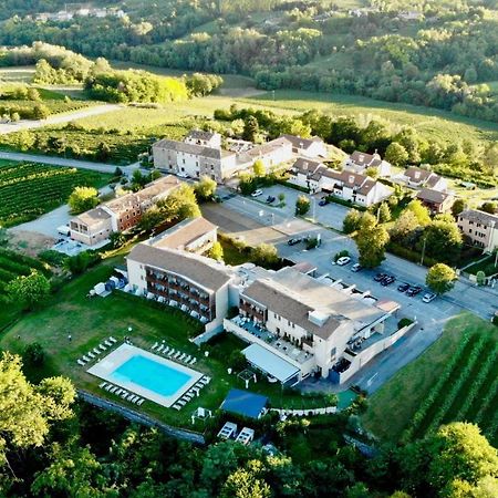 Relais Le Betulle Hotel Конеляно Екстериор снимка
